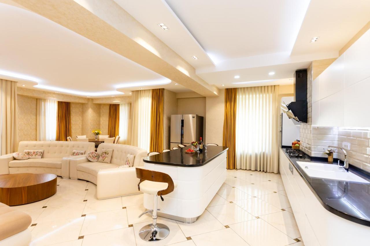 Central Cozy 3Bd-2Bath Apartment Tiflis Exterior foto